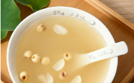 冬日圍爐時光，一碗野生葛粉撫平滿身燥意